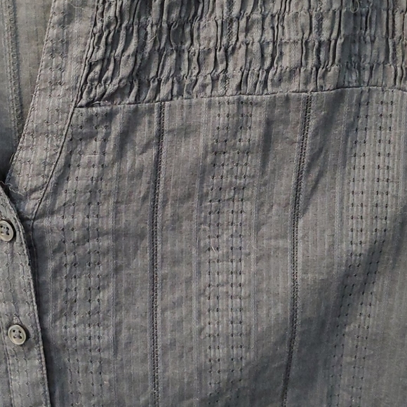 Blouse - Picture 3 of 5